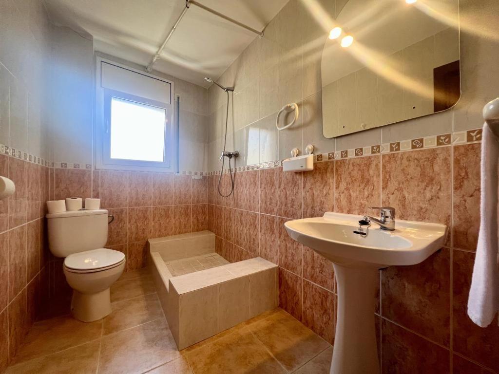 Apartamentos Ancora Romana Calafell Ngoại thất bức ảnh